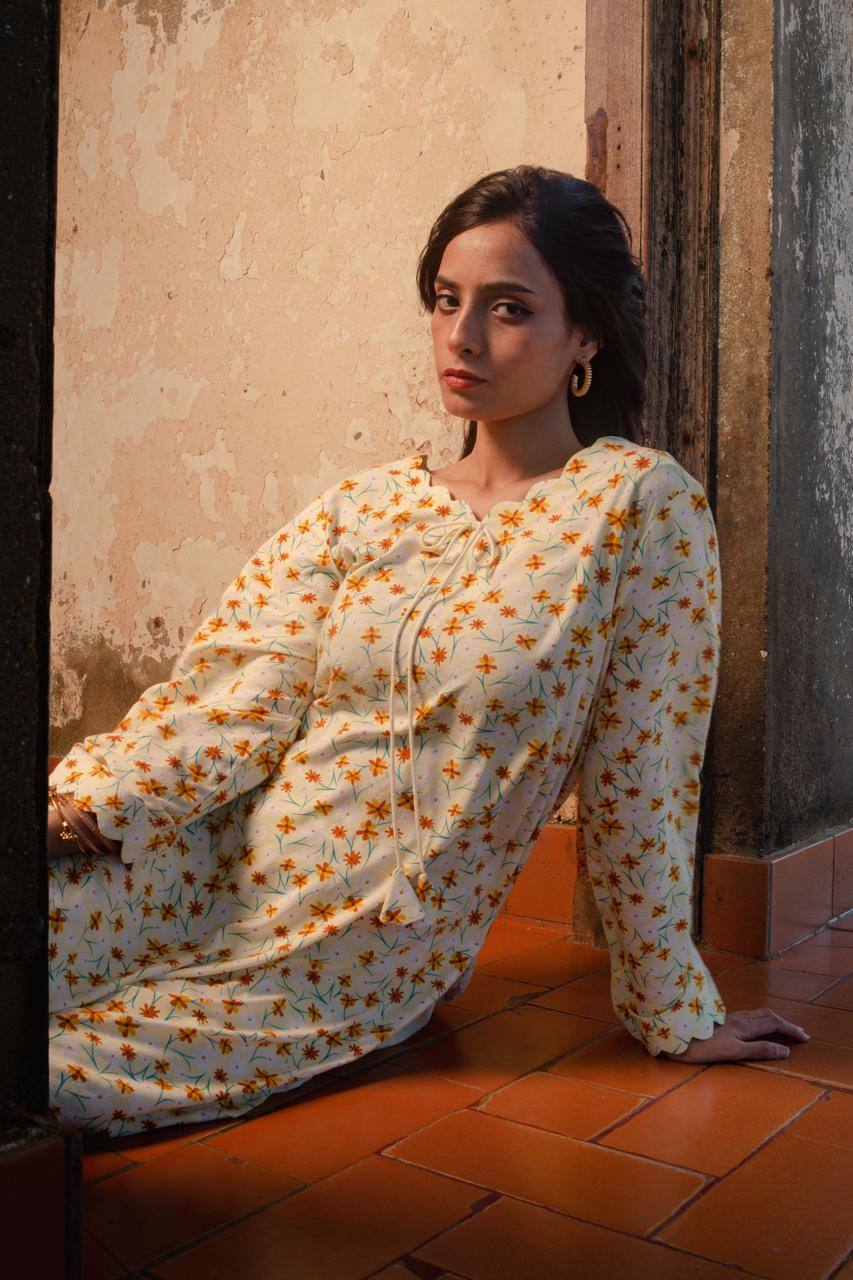 2-piece suit is a perfect celebration of summer