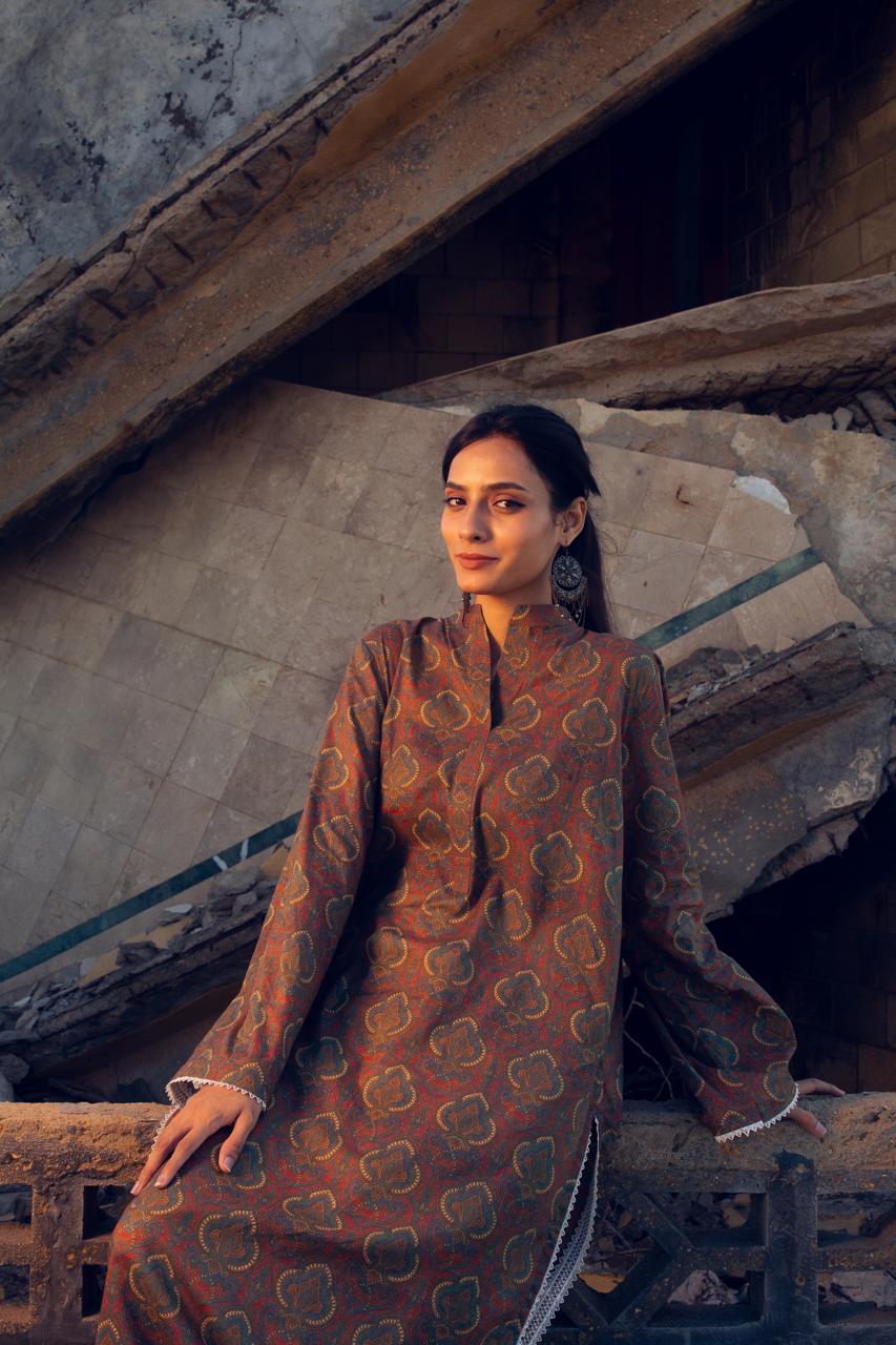 Brown printed kurta with plain white trouser in lawn