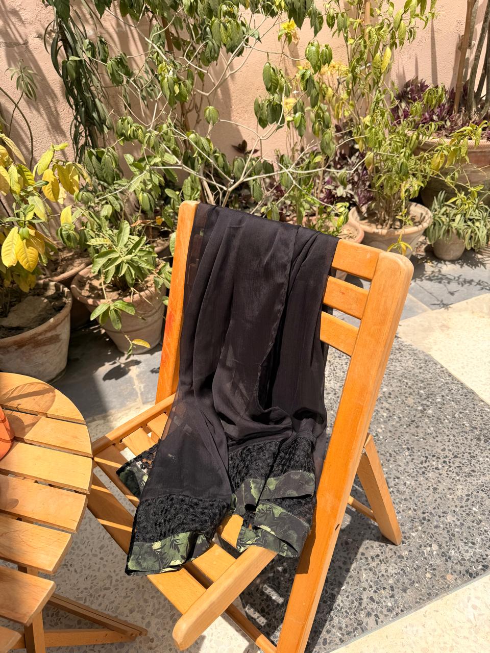 Printed green  linen set chiffon dupatta